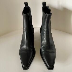 L’Intervalle mod saddle boots